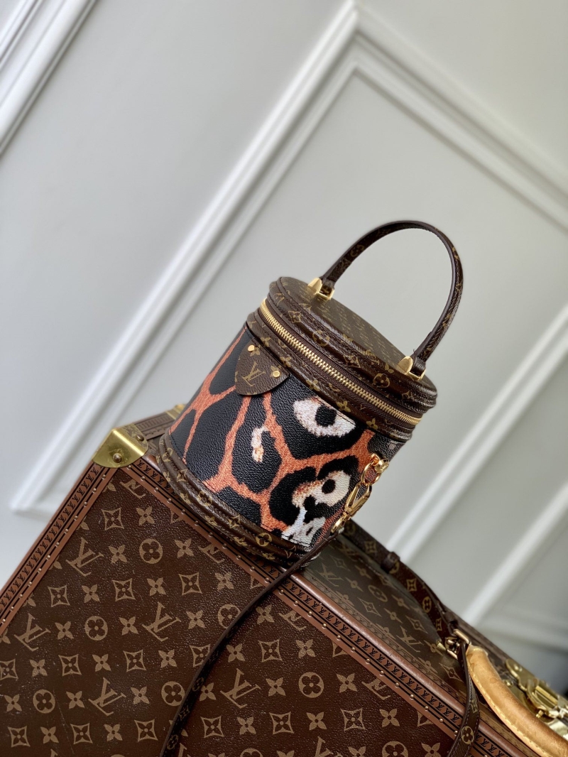 LV Bucket Bags